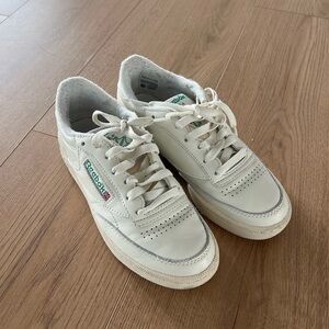 REEBOK CLUB C 85